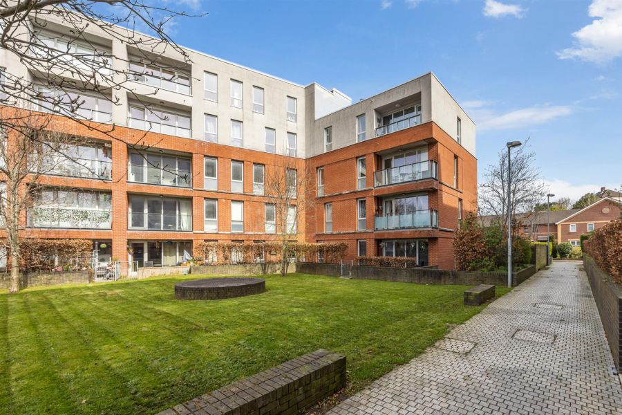 Apt 12 The Oar, 31 Annadale Crescent