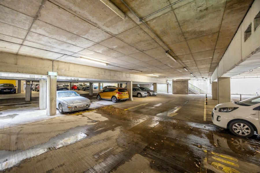 Apt 12 The Oar, 31 Annadale Crescent