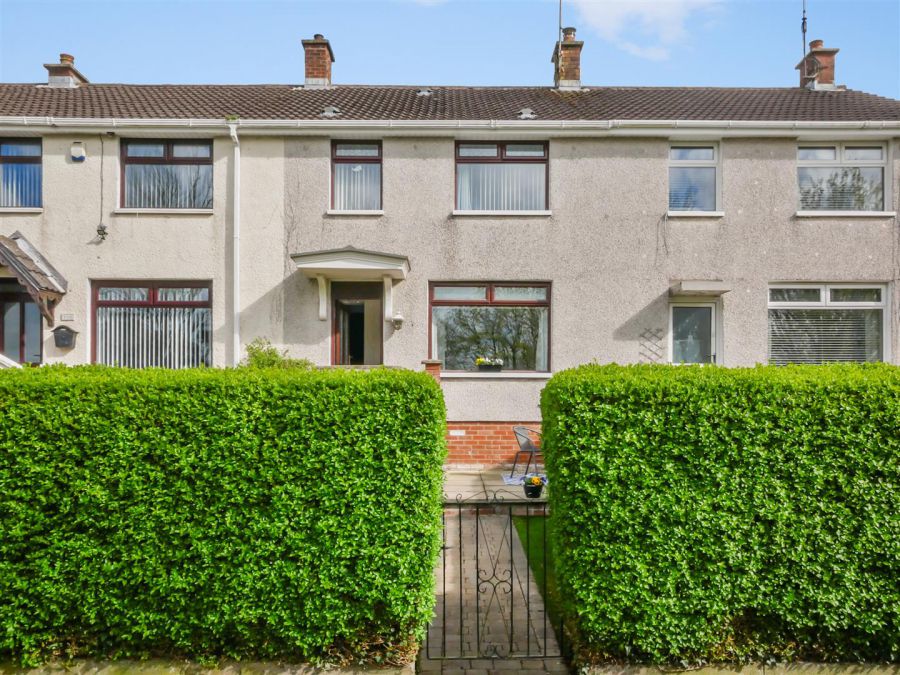 42 Killynether Walk, Belvoir Park