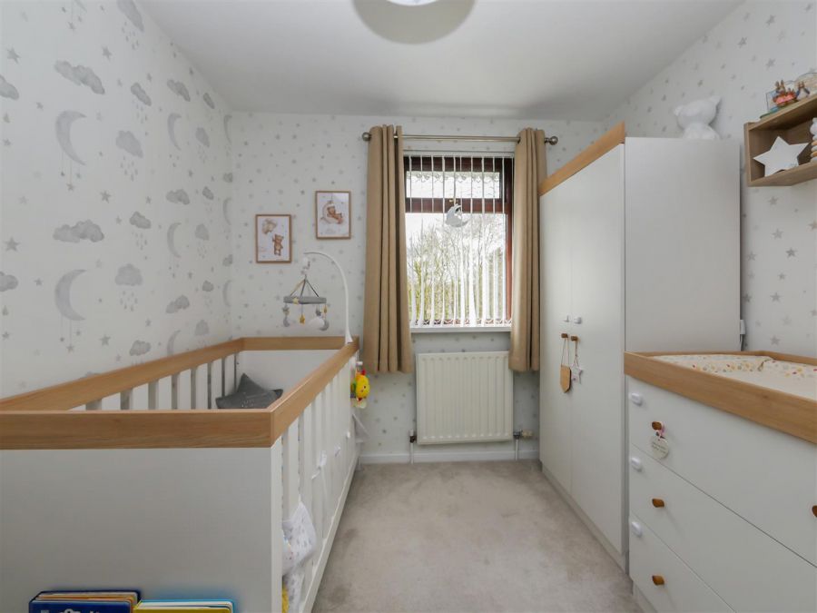 42 Killynether Walk, Belvoir Park
