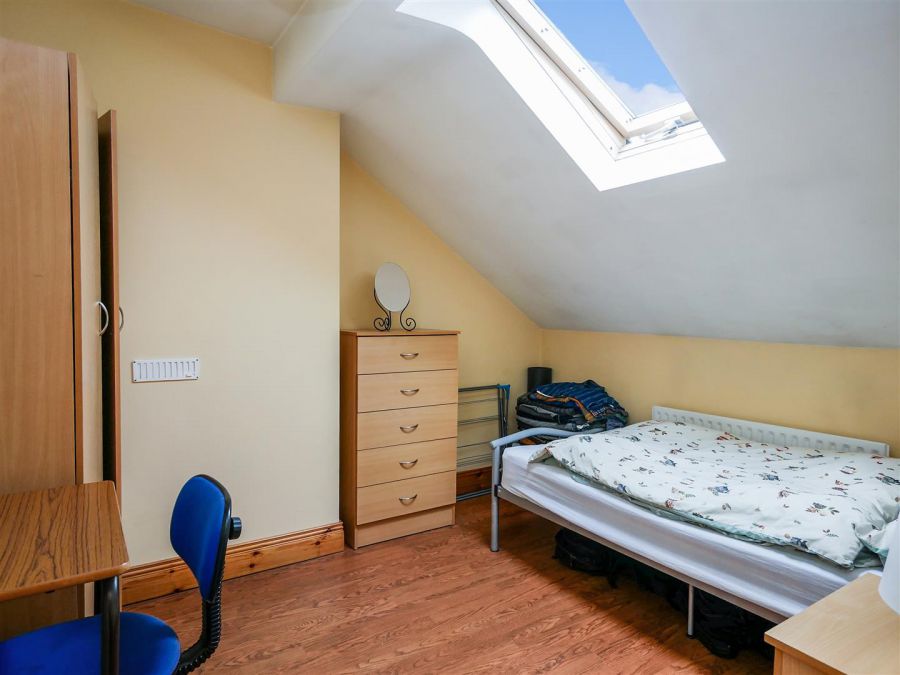 65 Haypark Avenue