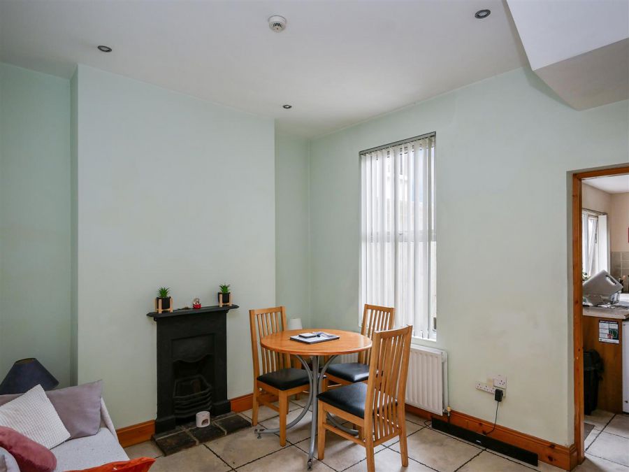 65 Haypark Avenue