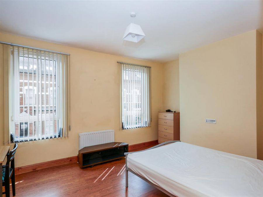 65 Haypark Avenue