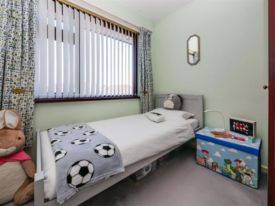 23 Beechgrove Crescent, Upper Knockbreda Road