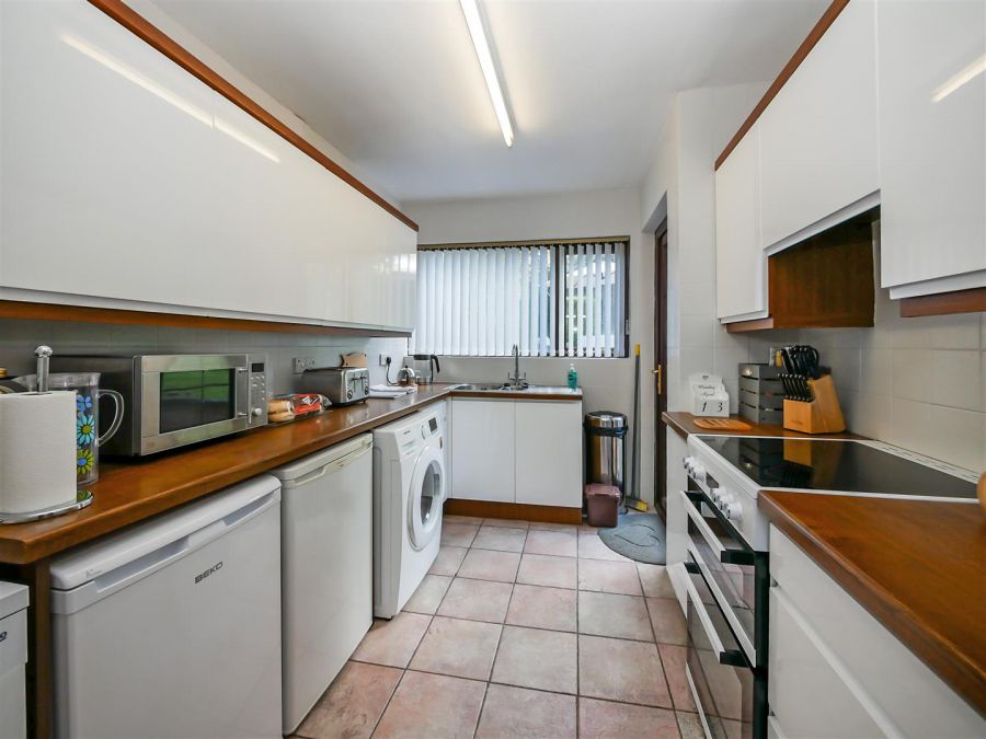 23 Beechgrove Crescent, Upper Knockbreda Road