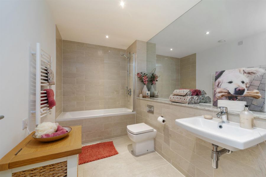 Apt 503, Portland 88 Ormeau Road