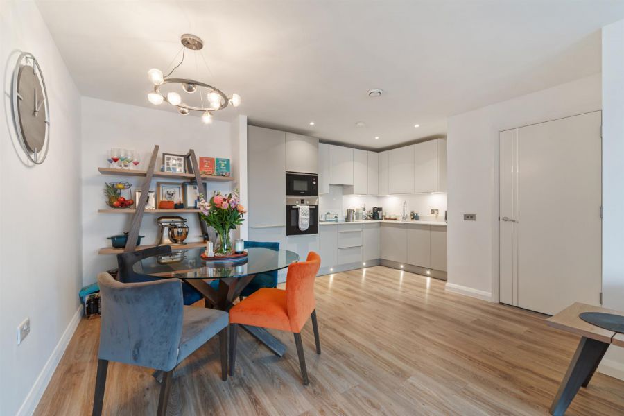 Apt 503, Portland 88 Ormeau Road