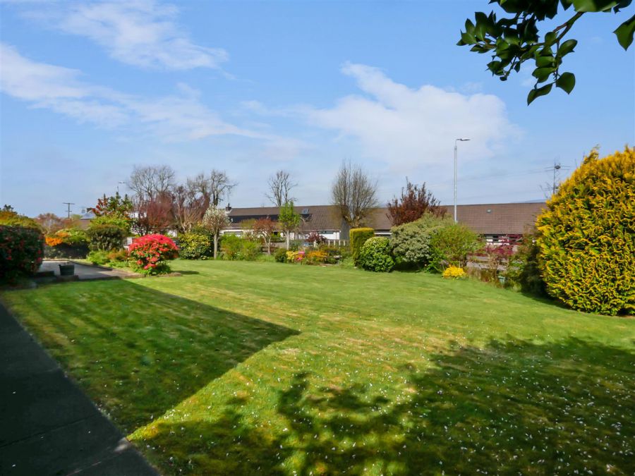 11 Pinewood Park, Drumbo