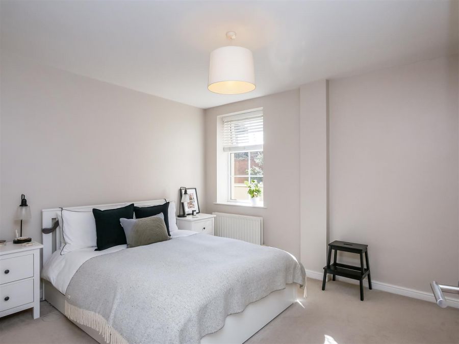 Apt 56 Bell Towers South