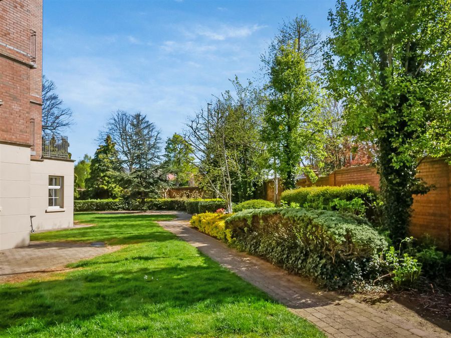 Apt 56 Bell Towers South