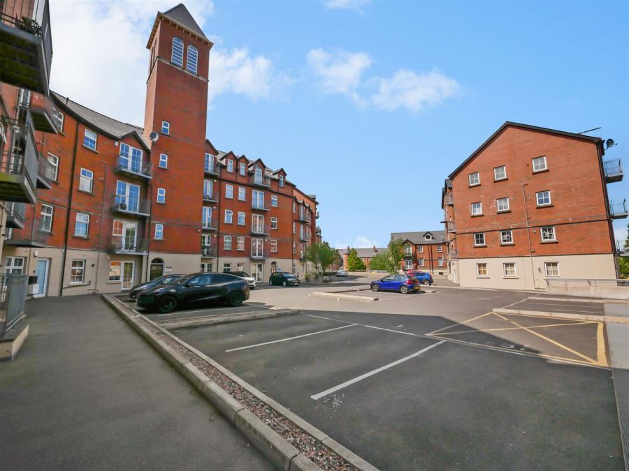 Apt 56 Bell Towers South