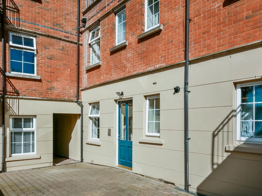 Apt 56 Bell Towers South