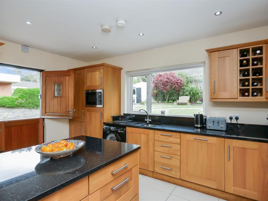 688 Saintfield Road, Carryduff