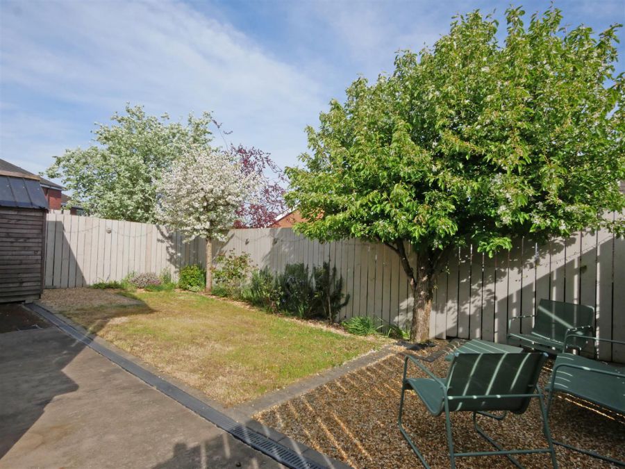 90 Greenwood Hill