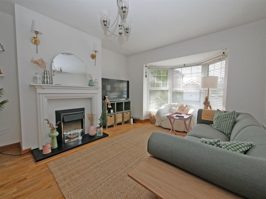 90 Greenwood Hill