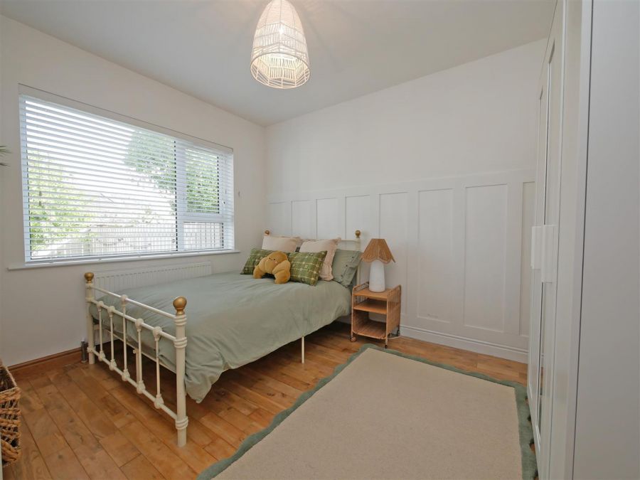 90 Greenwood Hill