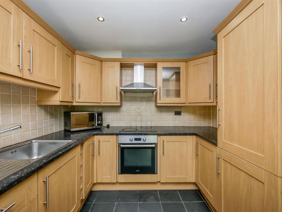 1 Hampton Strand