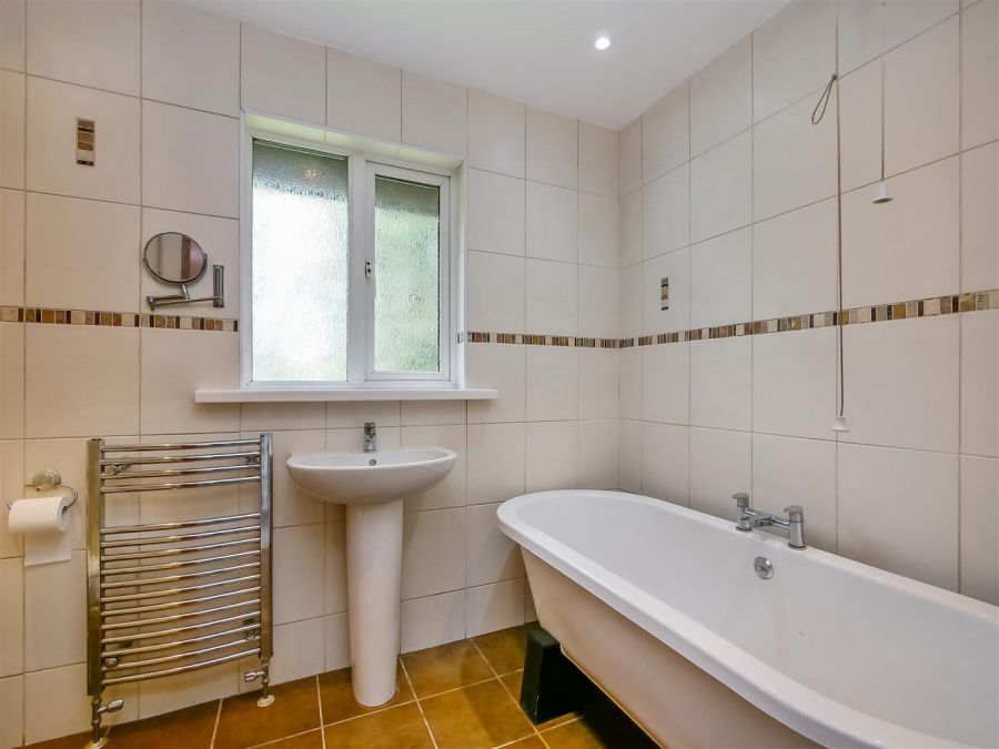 1 Hampton Strand