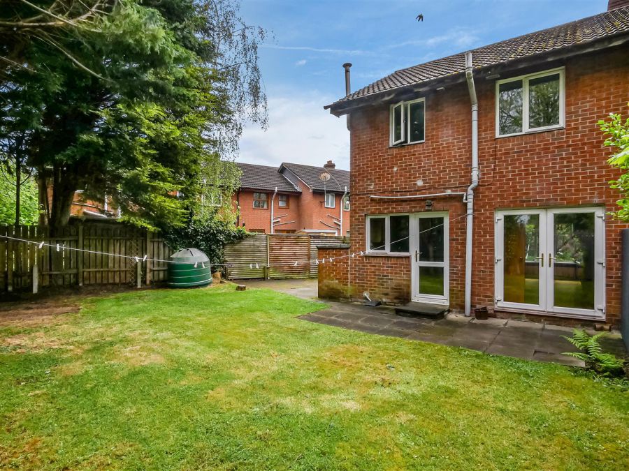 1 Hampton Strand