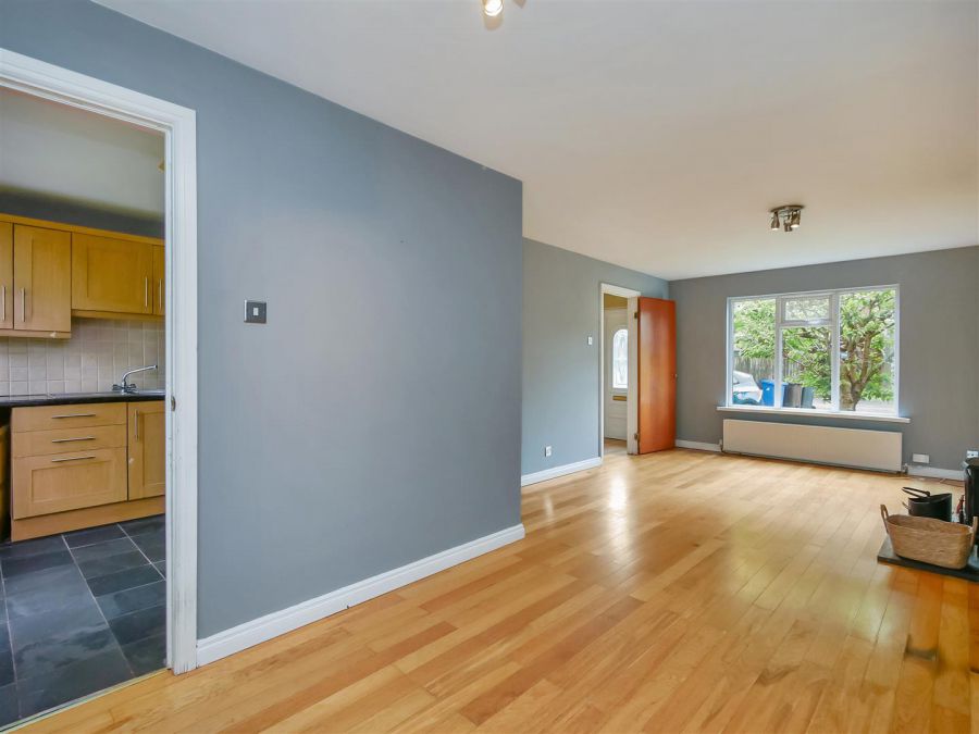 1 Hampton Strand