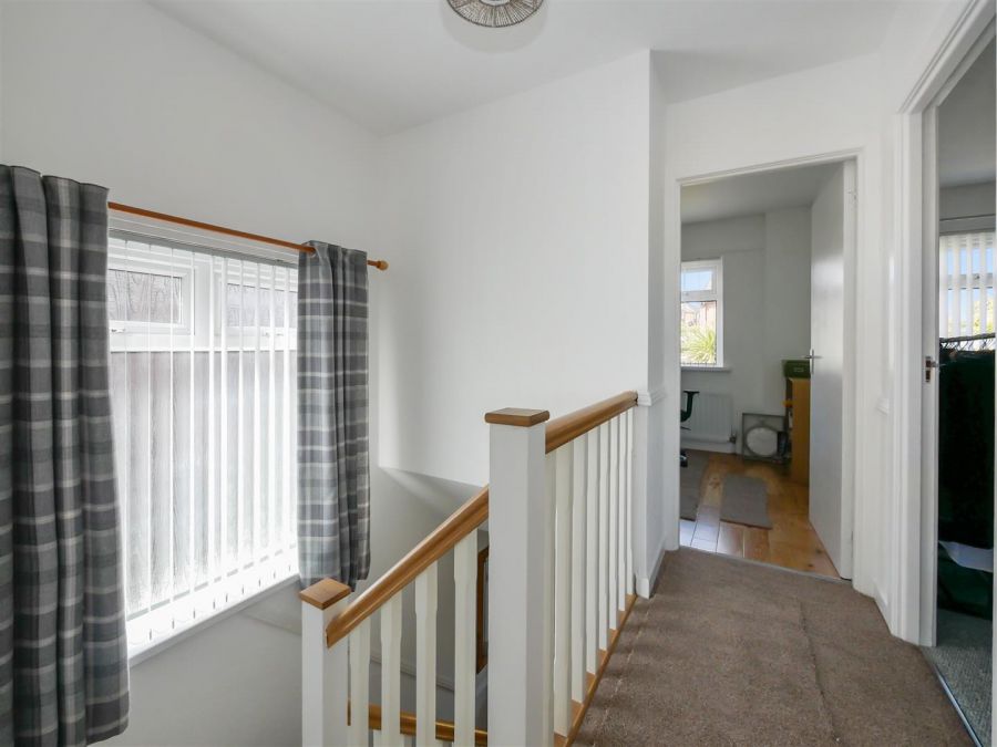 8 Carnbrae Avenue, Off Newton Park