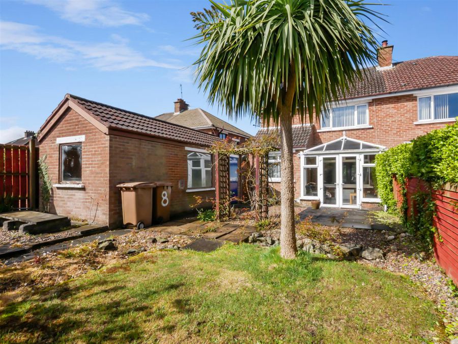 8 Carnbrae Avenue, Off Newton Park