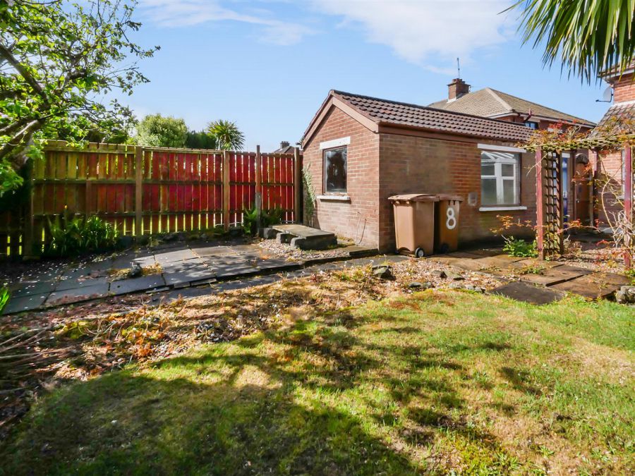 8 Carnbrae Avenue, Off Newton Park