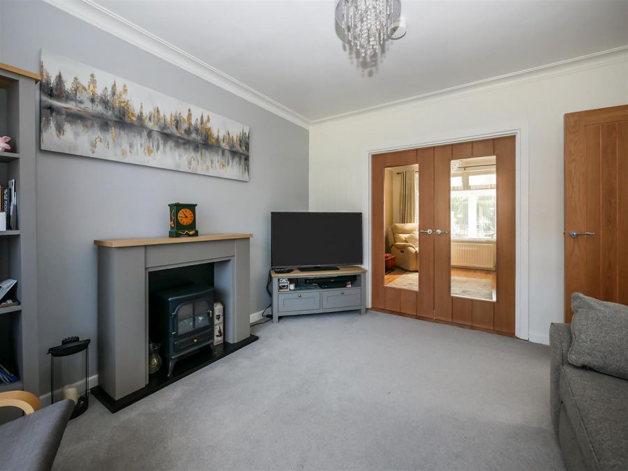 8 Carnbrae Avenue, Off Newton Park