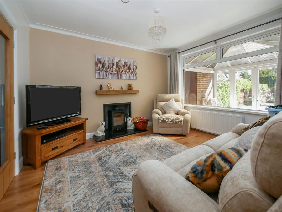 8 Carnbrae Avenue, Off Newton Park