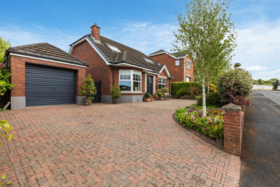 37 Grey Castle Manor, Castlereagh Hills
