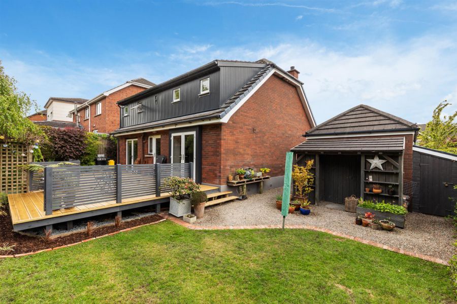 37 Grey Castle Manor, Castlereagh Hills