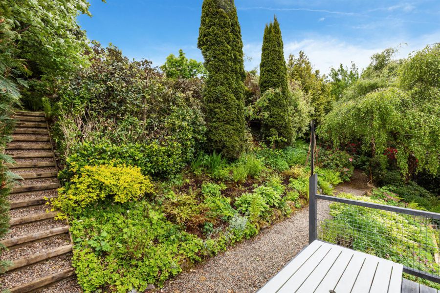 37 Grey Castle Manor, Castlereagh Hills