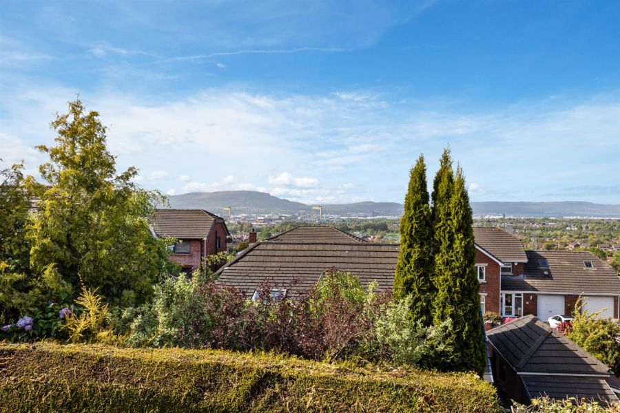 37 Grey Castle Manor, Castlereagh Hills