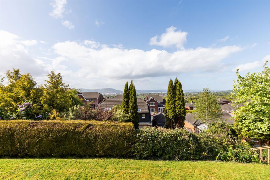 37 Grey Castle Manor, Castlereagh Hills