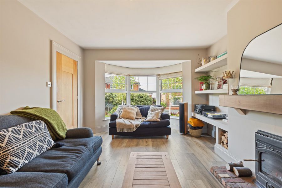 37 Grey Castle Manor, Castlereagh Hills