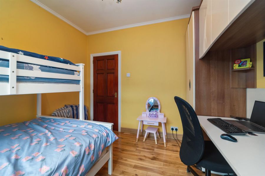 8 Beechill Road
