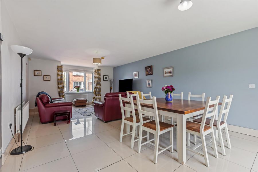 20 Baronscourt Heights