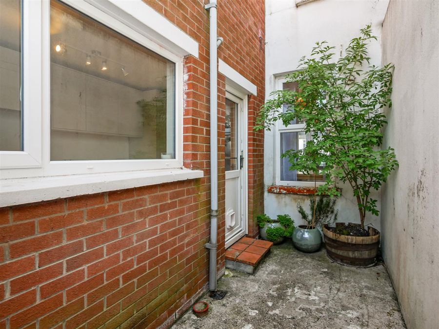 111 Ogilvie Street