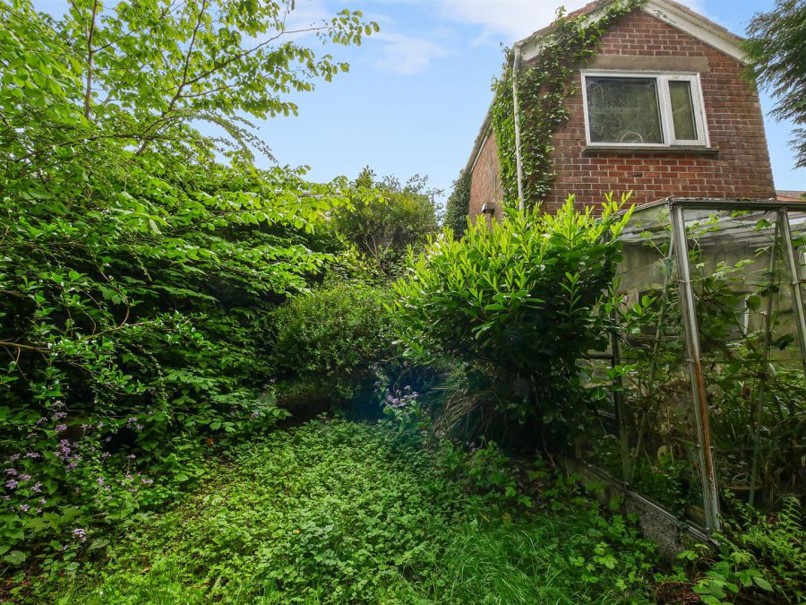 20 Ivanhoe Avenue, Saintfield Road