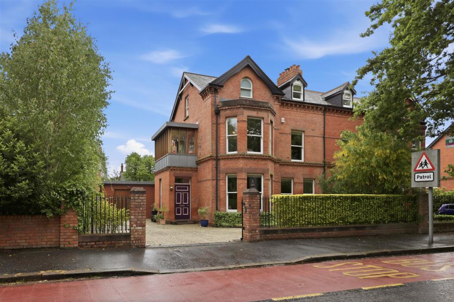 12 Knockbreda Road