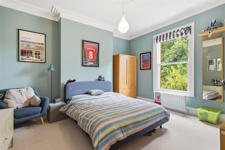 12 Knockbreda Road