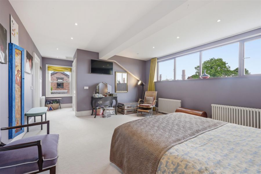 12 Knockbreda Road