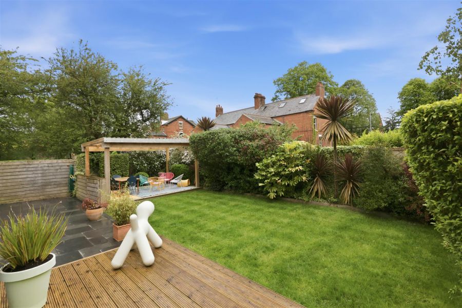 12 Knockbreda Road