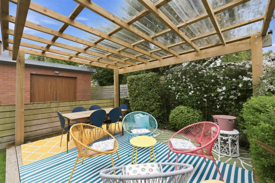 12 Knockbreda Road