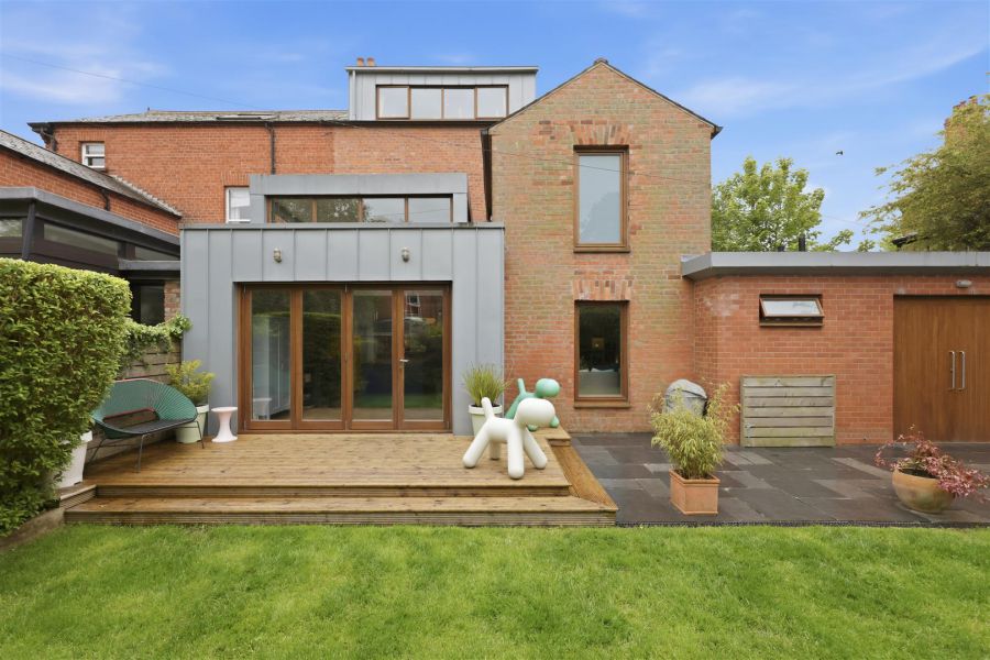 12 Knockbreda Road