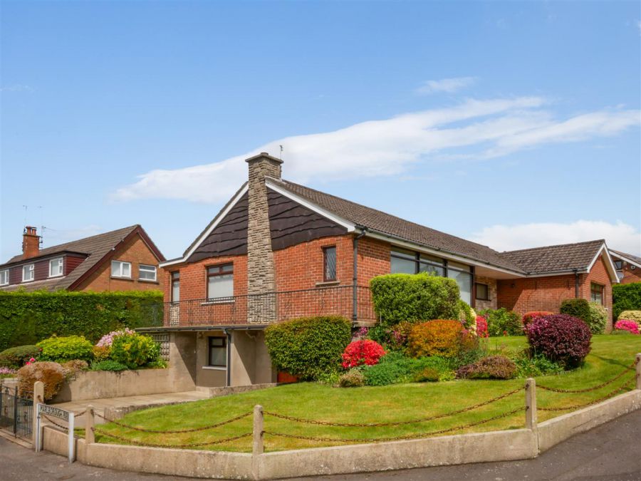 4 Blenheim Park