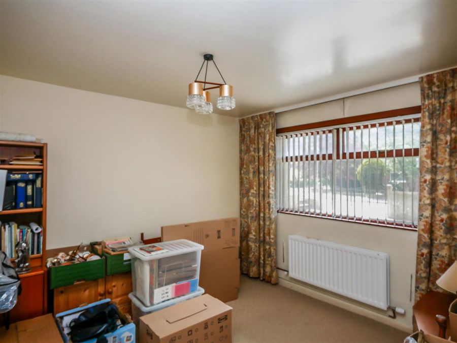 4 Blenheim Park