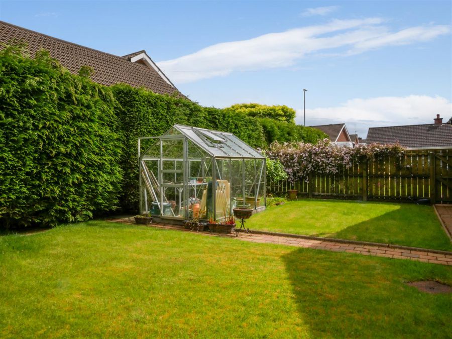 4 Blenheim Park