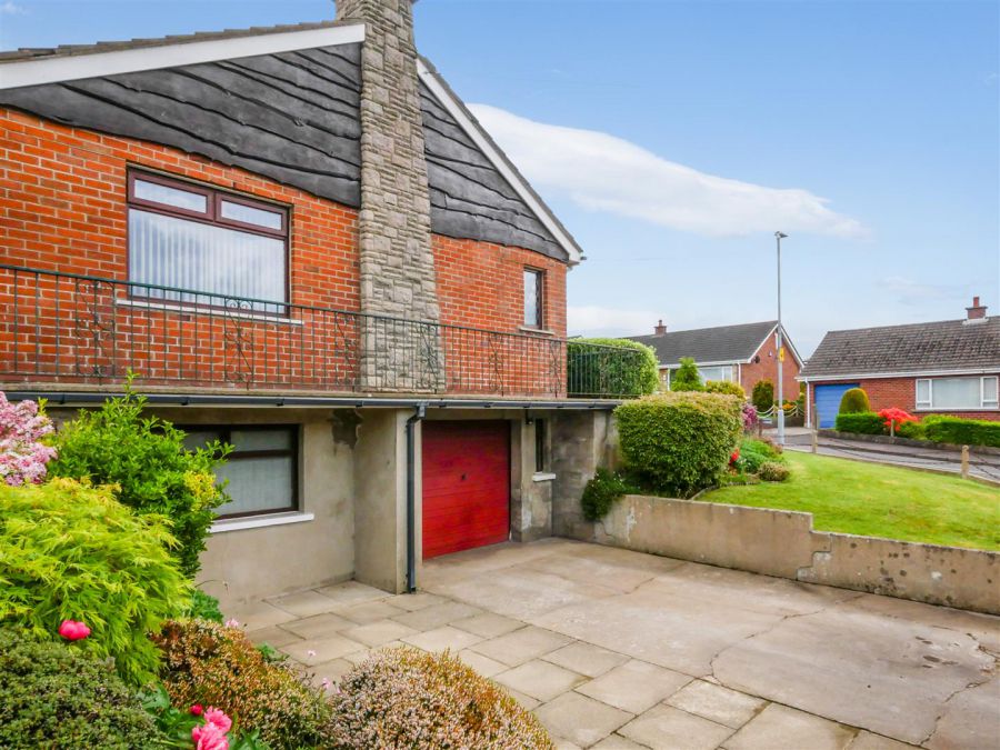 4 Blenheim Park