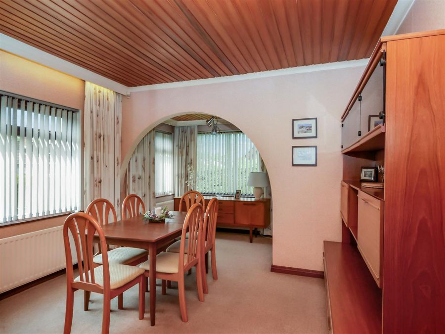 4 Blenheim Park